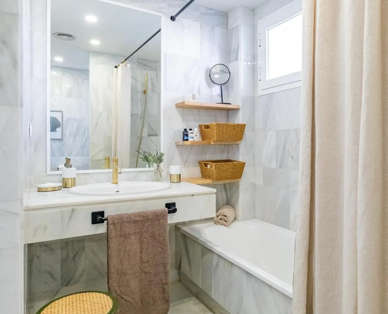 Apartamento Con Piscina. Los Naranjos De Marbella 0*,  Spain