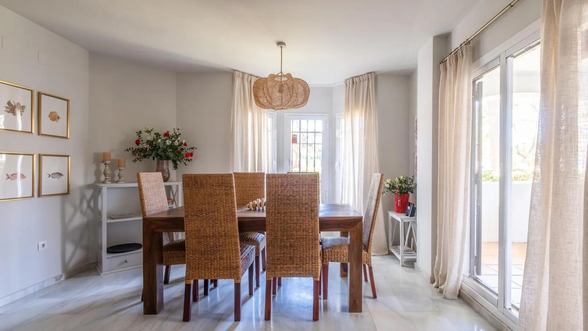 Apartamento Con Piscina. Los Naranjos De Marbella 0*,