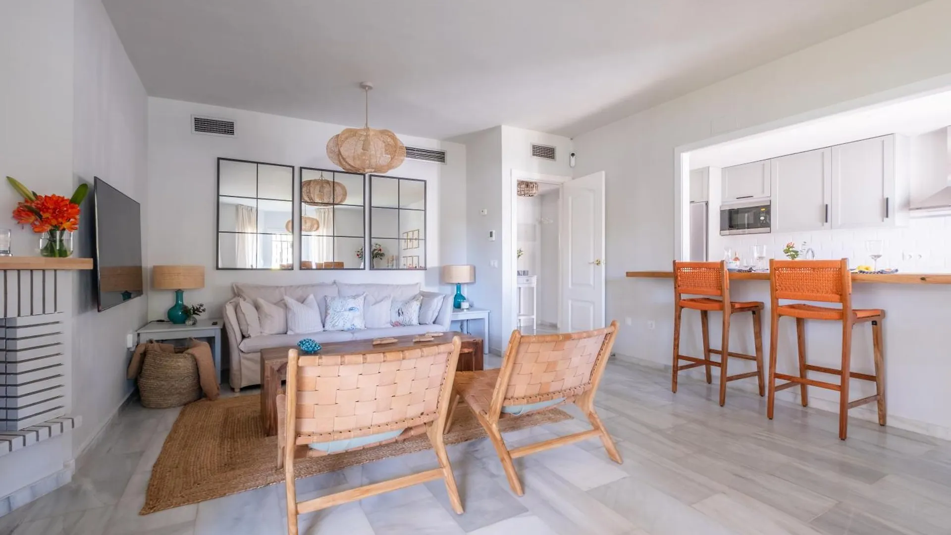 Apartamento Con Piscina. Los Naranjos De Marbella 0*,  España